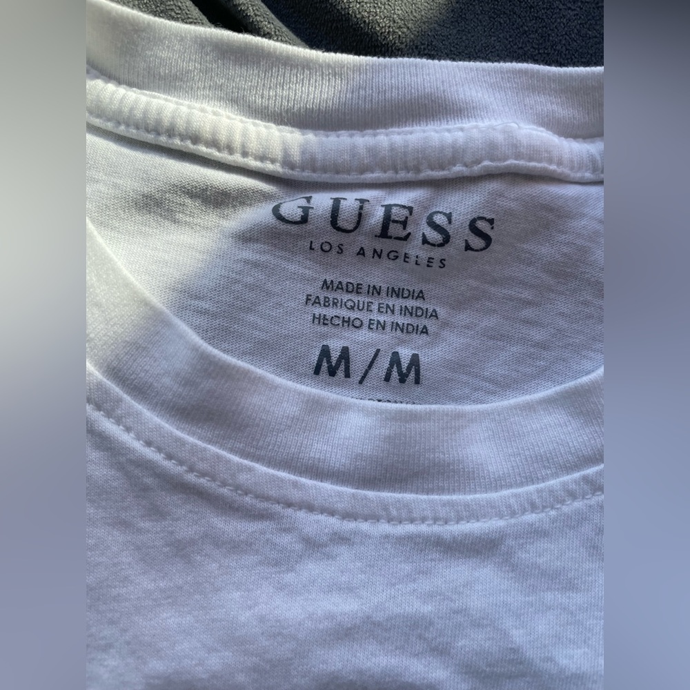 Guess Denim White T shirt Size M checkered Design | Closet Label #57.) - Picture 3 of 6